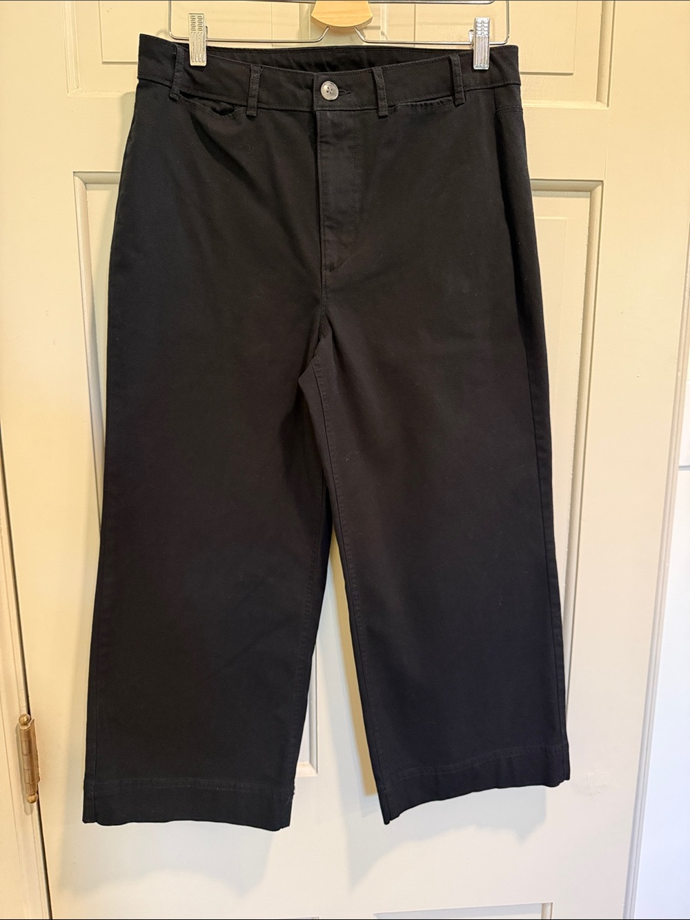 Old Navy Petite Black High Rise Wide Leg Chino Pants Size 10P